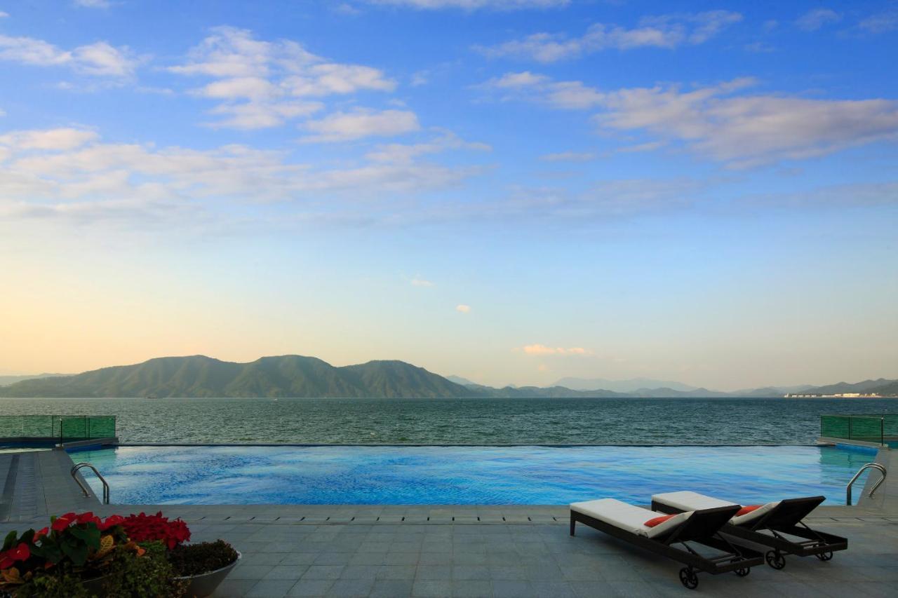 Crowne Plaza Huangshan Taiping Lake, An Ihg Hotel Exterior photo