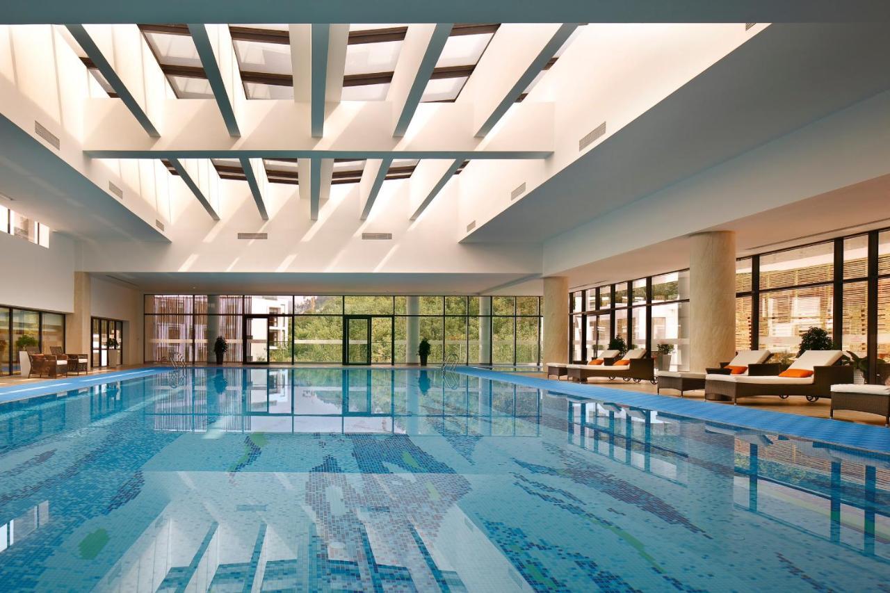 Crowne Plaza Huangshan Taiping Lake, An Ihg Hotel Exterior photo