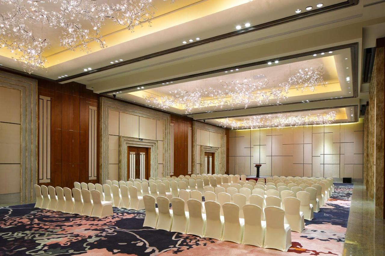 Crowne Plaza Huangshan Taiping Lake, An Ihg Hotel Exterior photo